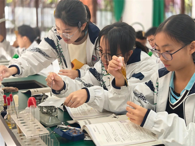 74802549-70a3-457a-9aa5-b4a1a2f92110