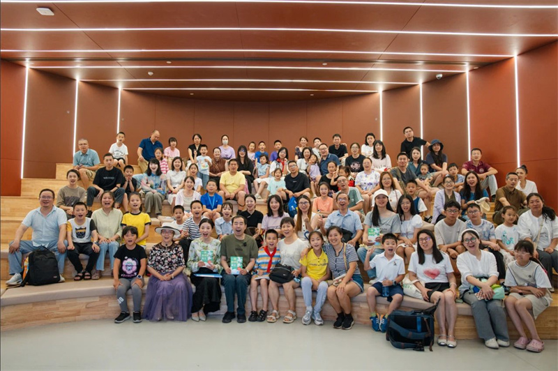 d4369990-75c3-4146-a227-373f08e477be